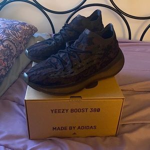 Yeezy Boost 380 Onyx
